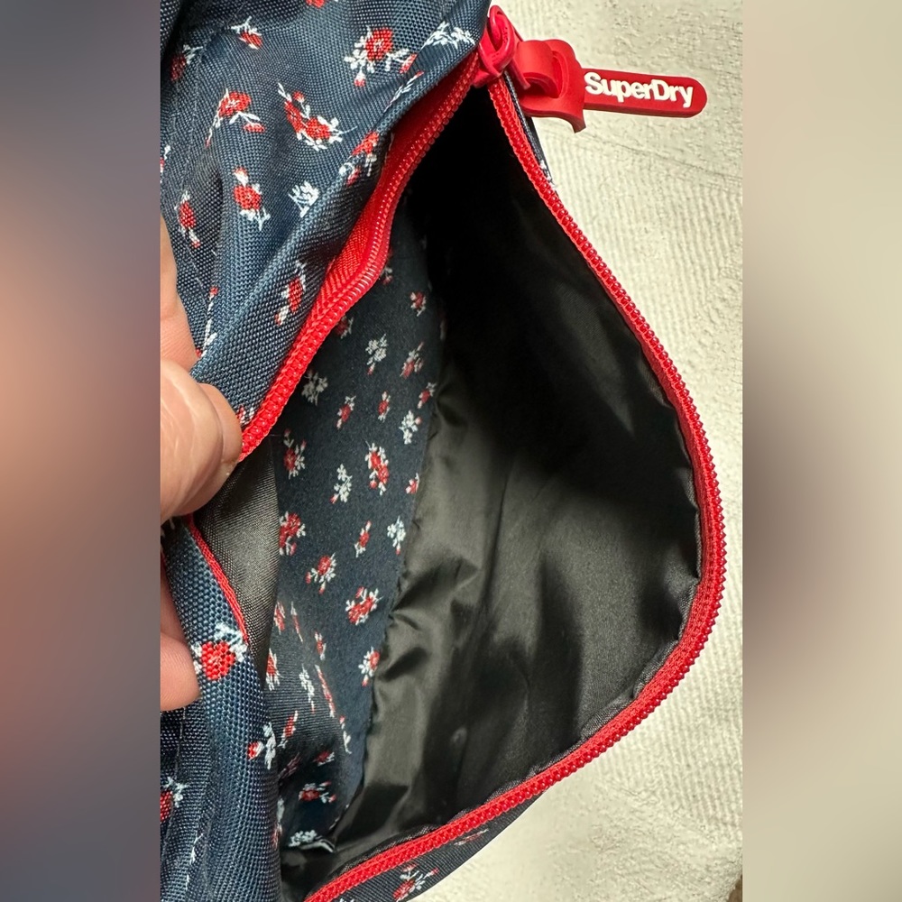 NEW SuperDry Helena Floral Montana Rucksack/Backpack - Picture 9 of 10